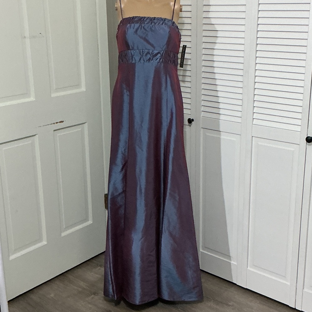 Cachet Strapless Iridescent Blue-Purple Evening Gown